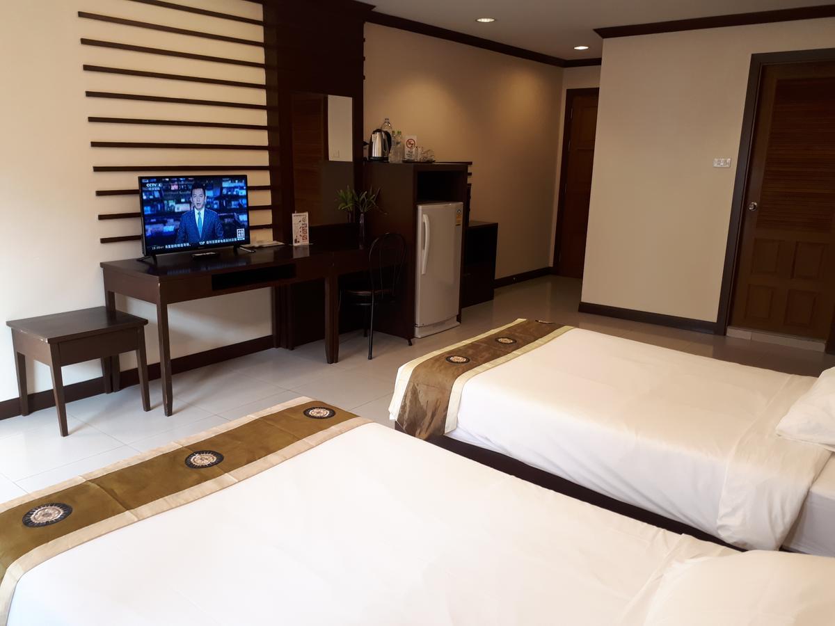 Daratalay - Jomtien Hotel Bang Lamung Exterior foto